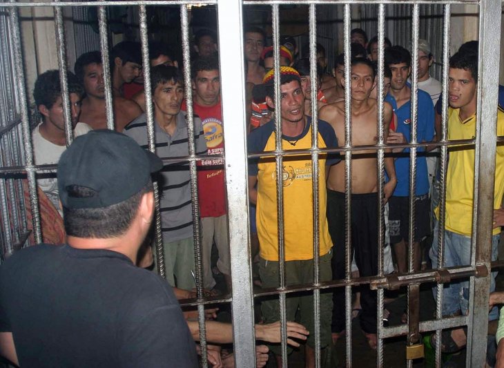 LIBERAN PRESOS PARA QUE «NO SE CONTAGIEN DE&nbsp;CORONAVIRUS».