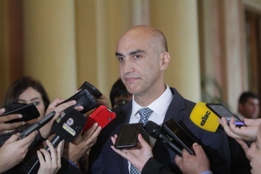 Mazzoleni: "El aborto no está en los planes".